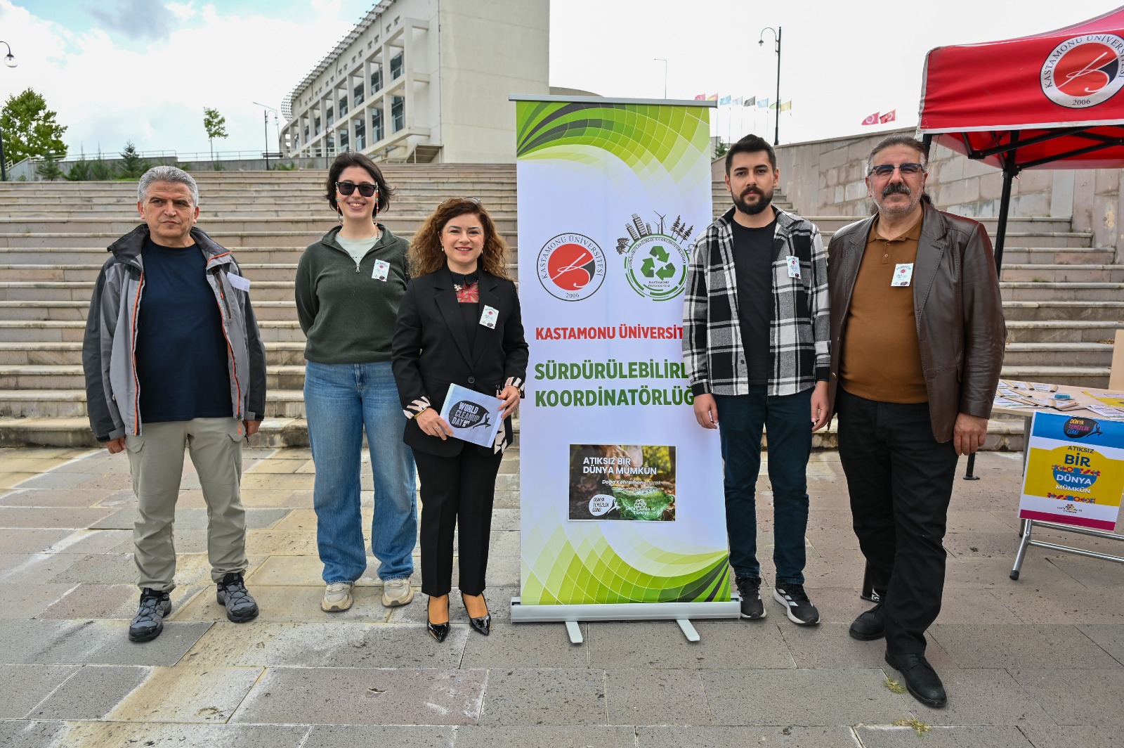 Koordinatörlüğümüzden Sürdürülebilir Kampüs Vizyonuna Güçlü Katkı: Dünya Temizlik Günü’nde “Temiz Kampüs 365” Hareketi Başlatıldı